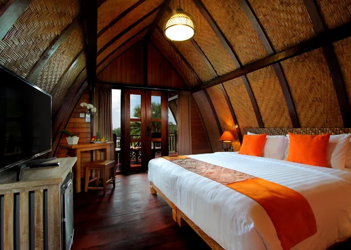 Hotel The Kirana Ungasan 4*